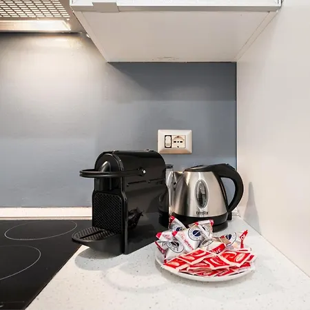 Con Metro Diretta 10 Minuti Duomo Apartament