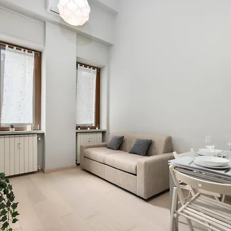 Con Metro Diretta 10 Minuti Duomo Apartament Mediolan