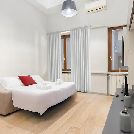 Con Metro Diretta 10 Minuti Duomo Apartment