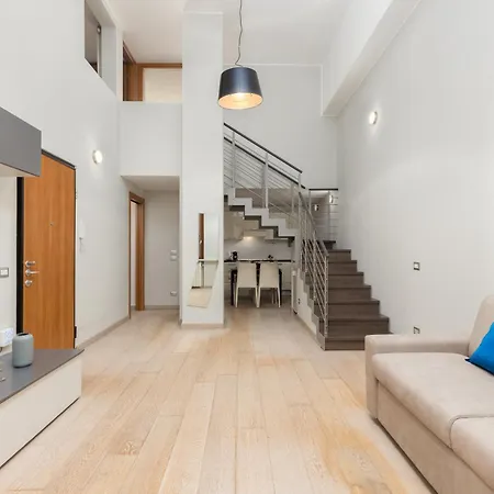 Con Metro Diretta 10 Minuti Duomo Apartment *