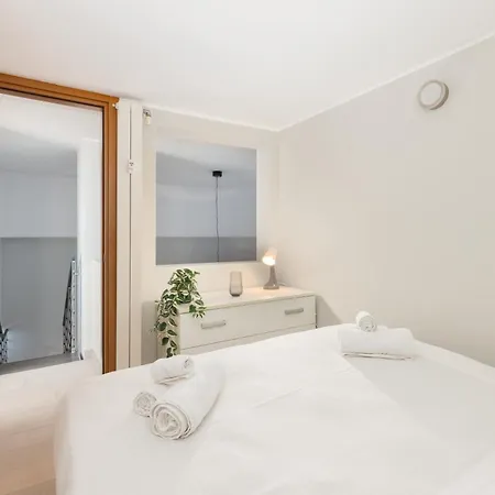 Apartment Con Metro Diretta 10 Minuti Duomo *